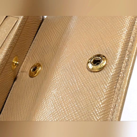 Prada Saffiano Leather Small Bifold Wallet. - Picture 15 of 16